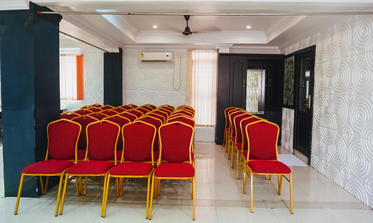 Chothys Park Hotel Thiruvananthapuram Exterior foto